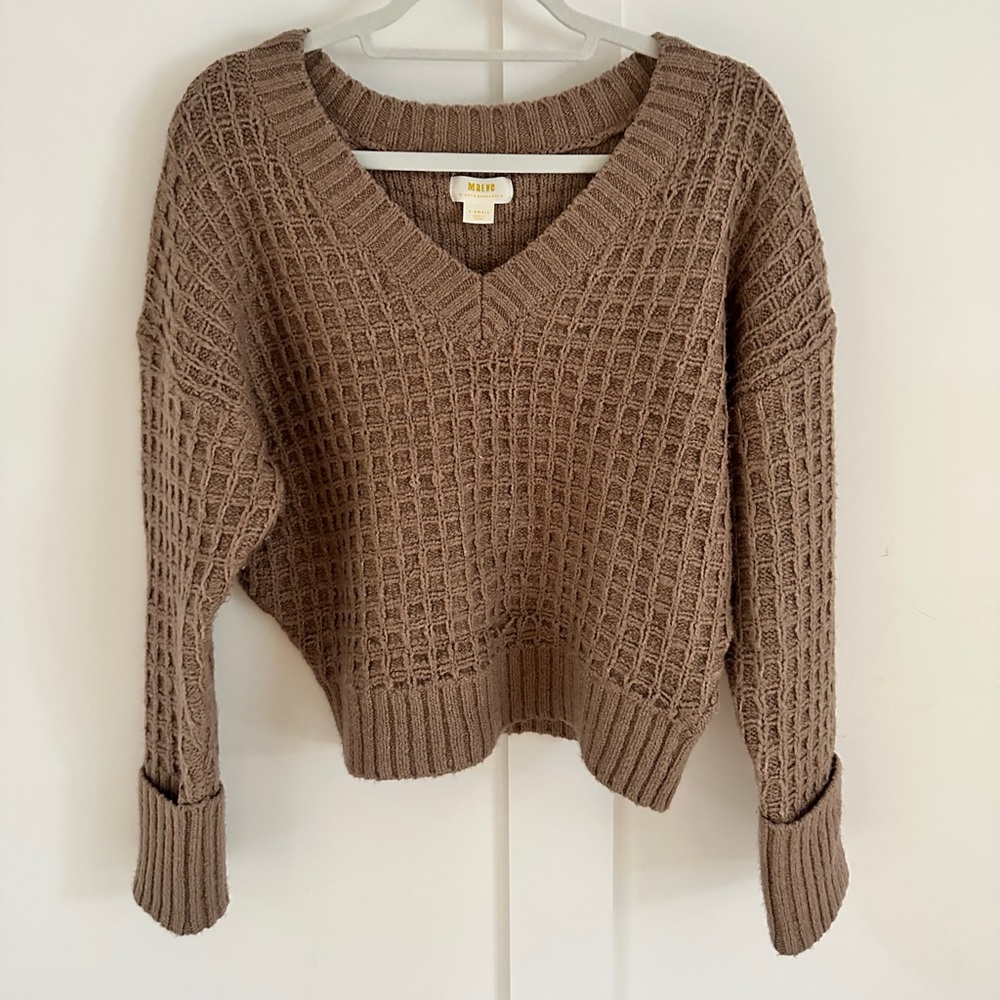 Brown v-neck sweater